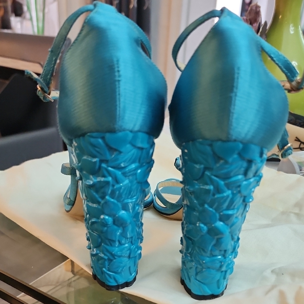 Paul Andrew Blue Chunky Heel Sandals - Picture 11 of 13